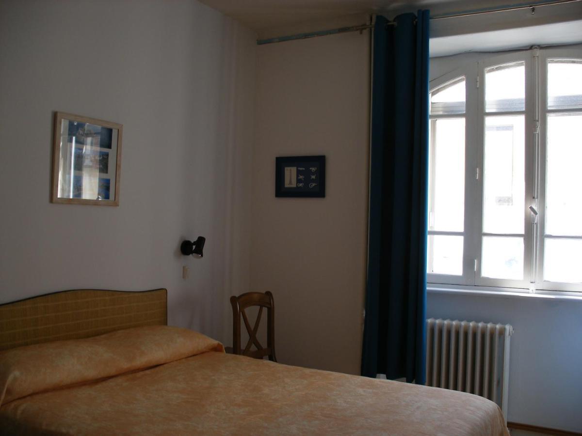 קונקרנו Hotel Modern מראה חיצוני תמונה